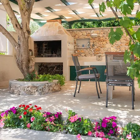 Casa Ol'bol - Modern With Seaview And Private Large Backyard شقة بول