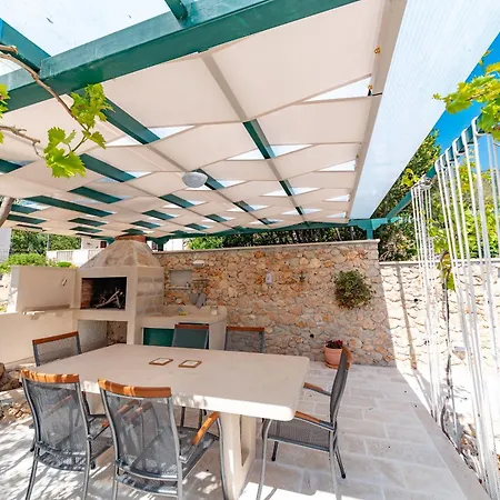 Casa Ol'bol - Modern With Seaview And Private Large Backyard Bol