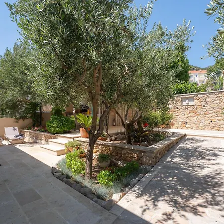 Daire Casa Ol'bol - Modern With Seaview And Private Large Backyard